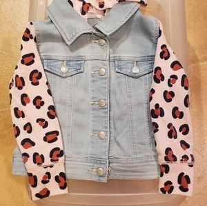 Cat and Jack printed sleeve jean jacket 3T
